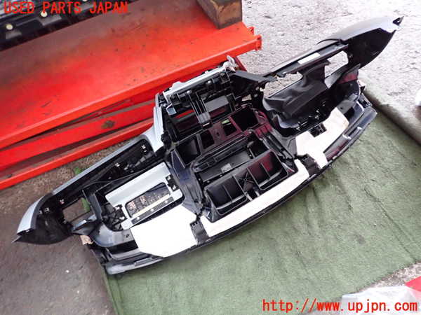 2UPJ-9239387505]BMW X1(VL18)(E84系)ダッシュボード 中古_3