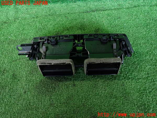 2UPJ-9239387526]BMW X1(VL18)(E84系)エアコン吹き出し口1 (真中) 中古_2