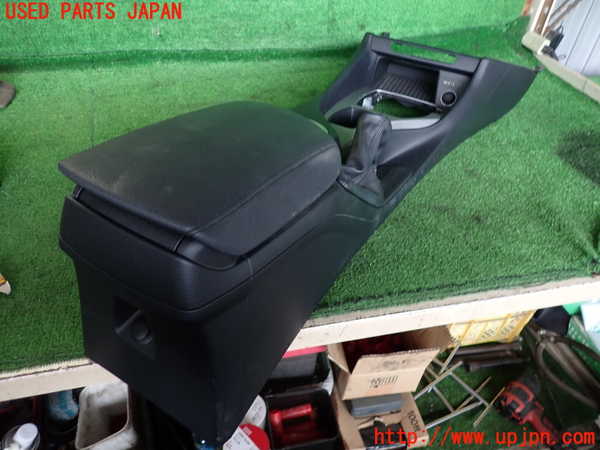 2UPJ-9239387540]BMW X1(VL18)(E84系)センターコンソール 中古_2