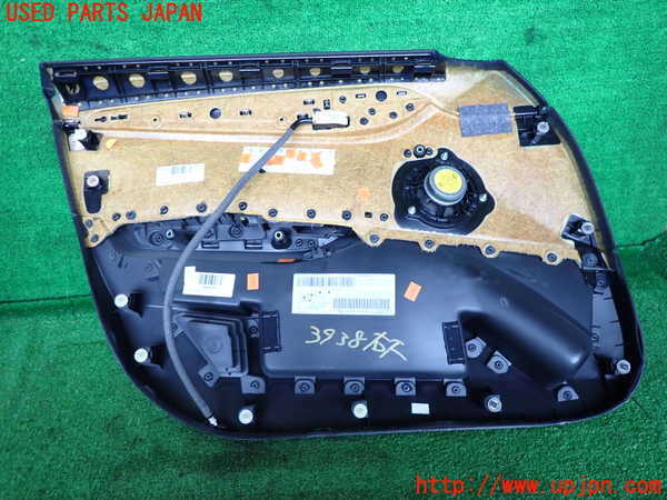 2UPJ-9239381234]BMW X1(VL18)(E84系)右前ドア内張り 中古_3