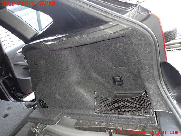 2UPJ-9239387675]BMW X1(VL18)(E84系)右リアピラートリム 中古_3