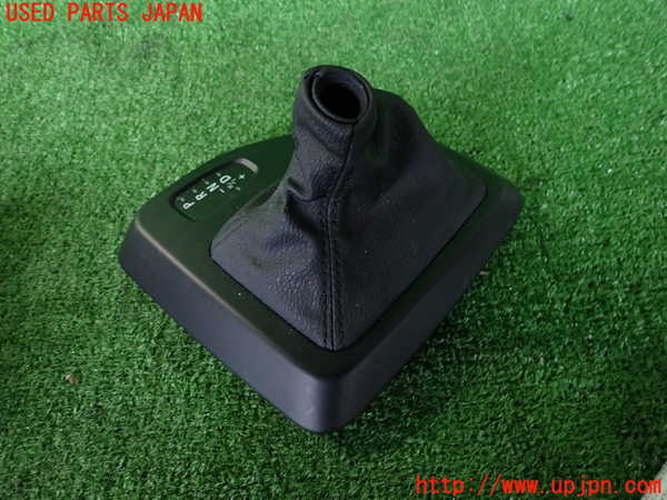 2UPJ-9239387575]BMW X1(VL18)(E84系)シフトブーツ 中古_2