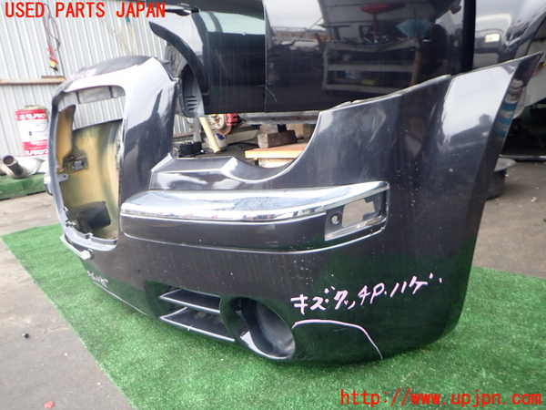 2UPJ-9239391010]クライスラー・300C(LX35-)フロントバンパー 中古_2