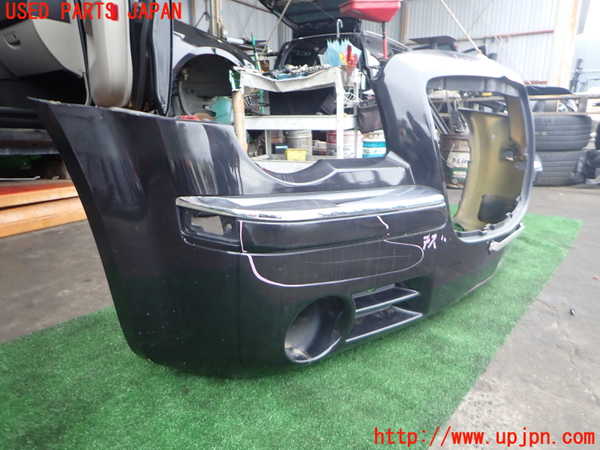 2UPJ-9239391010]クライスラー・300C(LX35-)フロントバンパー 中古_3