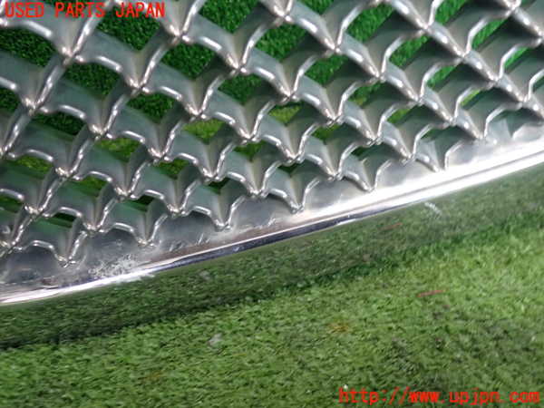 2UPJ-9239391050]クライスラー・300C(LX35-)ラジエターグリル 中古_2