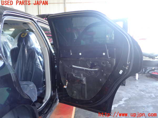 2UPJ-9239391290]クライスラー・300C(LX35-)右後ドア 中古 SAFEGUARD M504 43R-000262_5