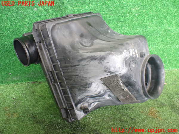 2UPJ-9239392560]クライスラー・300C(LX35-)エアクリーナーボックス 中古_2