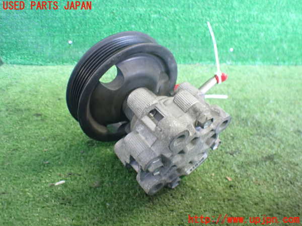 2UPJ-9239394250]クライスラー・300C(LX35-)パワステポンプ 中古_2