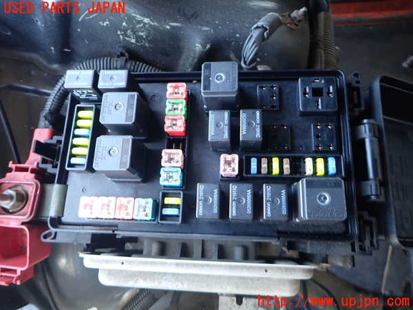 2UPJ-9239396742]クライスラー・300C(LX35-)ヒューズボックス2(EGルーム内助手席側) 中古_3