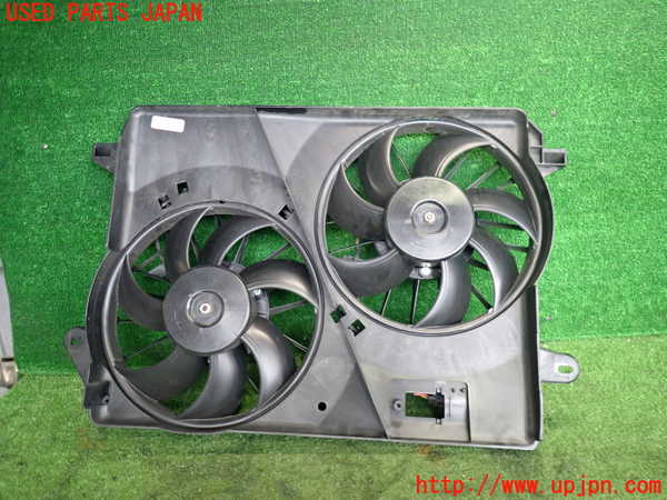 2UPJ-9239396836]クライスラー・300C(LX35-)電動ファン1 中古_2
