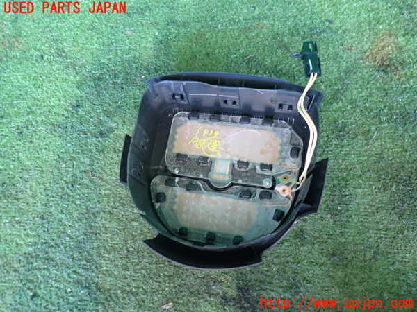 2UPJ-9239397865]クライスラー・300C(LX35-)運転席側エアバッグカバー 中古_2