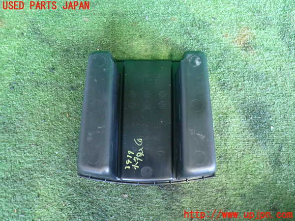 2UPJ-9239397841]クライスラー・300C(LX35-)小物入れ1 中古_2