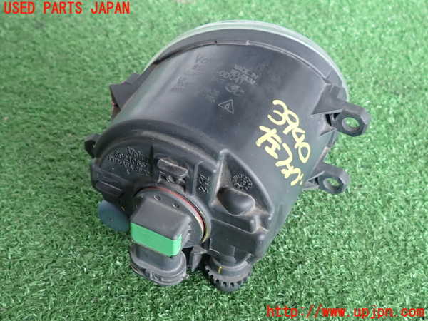 2UPJ-9239401182]マークX(GRX130)左フォグ 中古_2