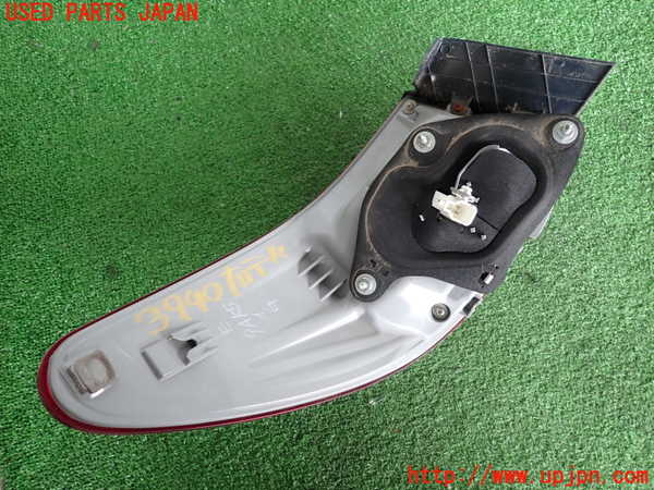 2UPJ-9239401530]マークX(GRX130)右テールランプ 中古_3