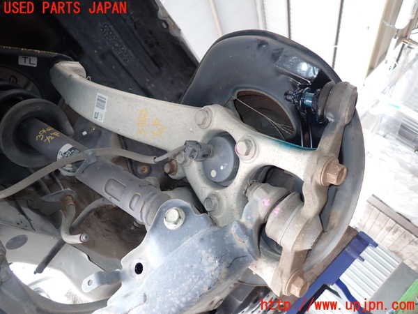 2UPJ-9239404295]マークX(GRX130)左フロントナックルハブ 中古_2