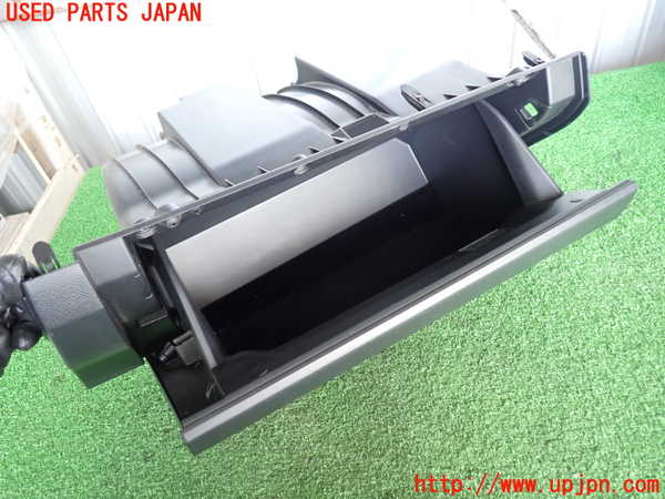 2UPJ-9239407516]マークX(GRX130)グローブボックス1 中古_3