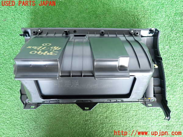 2UPJ-9239407516]マークX(GRX130)グローブボックス1 中古_4