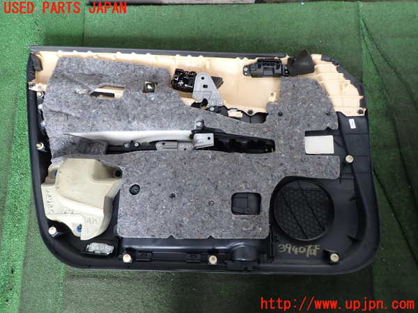 2UPJ-9239401234]マークX(GRX130)右前ドア内張り 中古_3