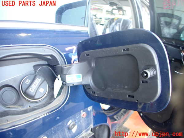 2UPJ-9239411690]BMW ミニ(MINI)クーパーD クロスオーバー F60(YT20)フューエルリッド 中古_2