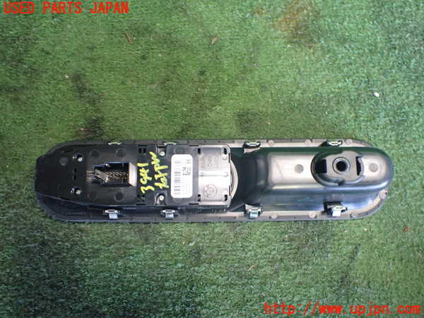 2UPJ-9239416240]BMW ミニ(MINI)クーパーD クロスオーバー F60(YT20)右前パワーウィンドウスイッチ 中古_2