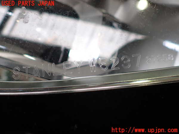 2UPJ-9239421130]アウトランダーPHEV(GN0W)右ヘッドライト LED 中古_2