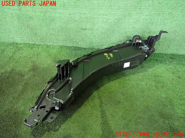2UPJ-9239421150]アウトランダーPHEV(GN0W)右コーナーランプ 中古_3