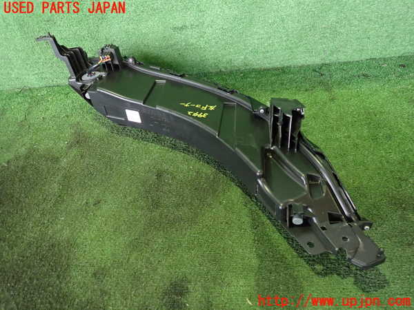 2UPJ-9239421152]アウトランダーPHEV(GN0W)左コーナーランプ 中古_3
