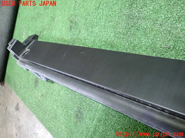 2UPJ-9239421390]アウトランダーPHEV(GN0W)右サイドステップ 中古_4