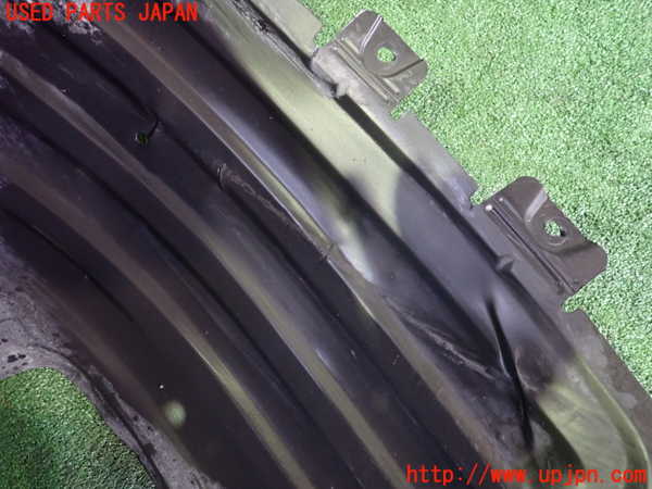 2UPJ-9239421092]アウトランダーPHEV(GN0W)左前フェンダーライナー (ジャンク品) 中古_4