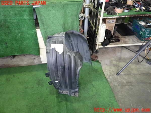 2UPJ-9239421092]アウトランダーPHEV(GN0W)左前フェンダーライナー (ジャンク品) 中古_5