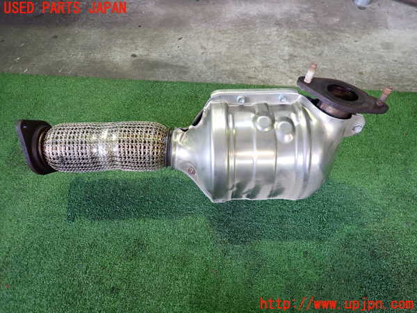 2UPJ-9239422661]アウトランダーPHEV(GN0W)触媒1 中古_2