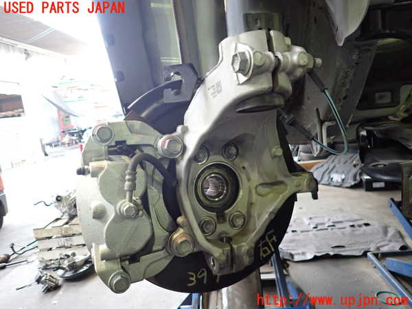 2UPJ-9239424290]アウトランダーPHEV(GN0W)右フロントナックルハブ 中古_2