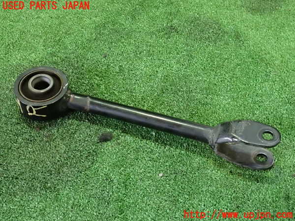 2UPJ-9239425330]アウトランダーPHEV(GN0W)左リアテンションロッド (ジャンク品) 中古_2