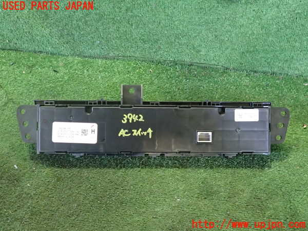 2UPJ-9239426066]アウトランダーPHEV(GN0W)エアコンスイッチ1 中古_2