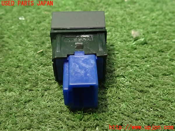 2UPJ-9239426308]アウトランダーPHEV(GN0W)スイッチ3 (タイマー充電OFF) 中古_3