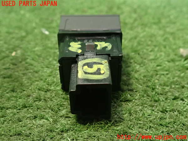 2UPJ-9239426310]アウトランダーPHEV(GN0W)スイッチ5 (AC 1500W) 中古_3