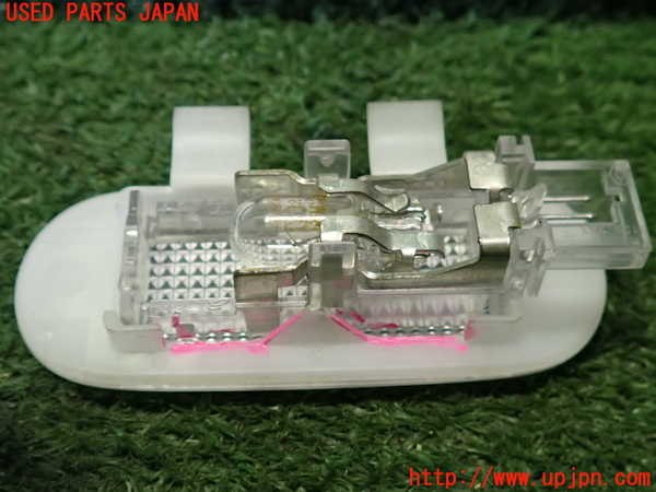 2UPJ-9239427630]アウトランダーPHEV(GN0W)室内サンバイザー左側 (ジャンク品) 中古_3