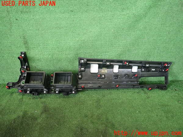 2UPJ-9239427526]アウトランダーPHEV(GN0W)エアコン吹き出し口1 (真中) 中古_2
