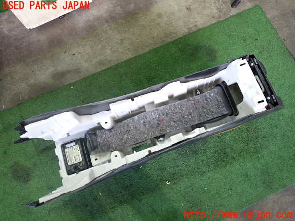 2UPJ-9239427540]アウトランダーPHEV(GN0W)センターコンソール 中古_5