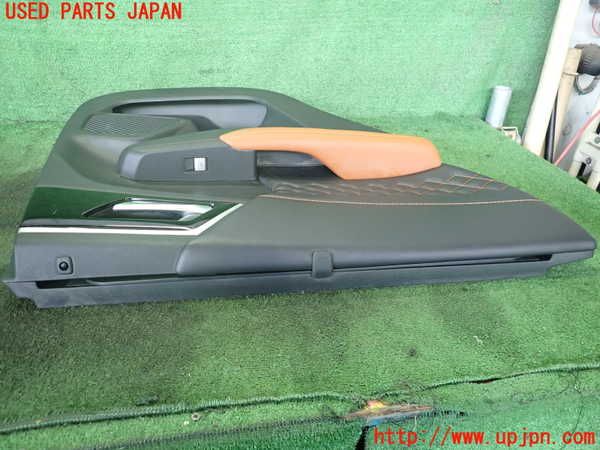 2UPJ-9239421324]アウトランダーPHEV(GN0W)左後ドア内張り 中古_3