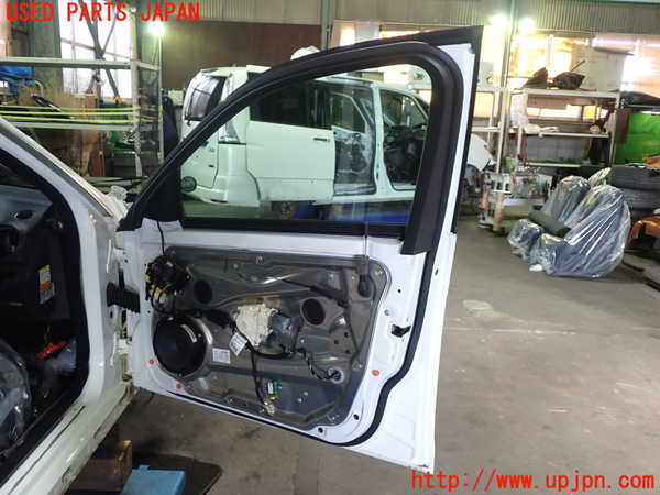 1UPJ-9239431230]ベンツ C180 W204(204049)右前ドア 中古 AGC M25 43R-00049_4