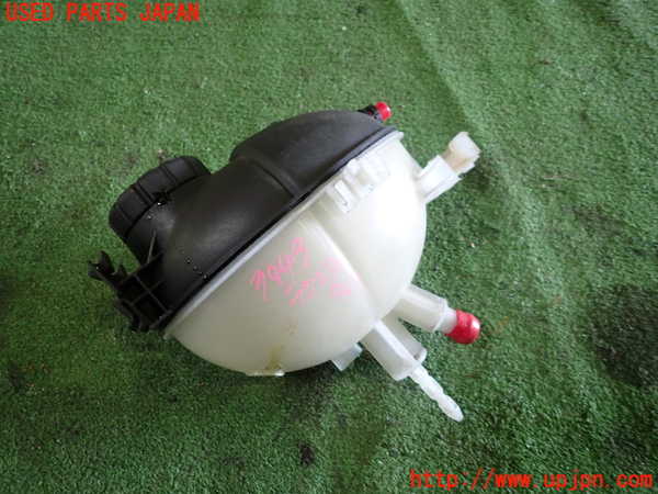 1UPJ-9239432410]ベンツ C180 W204(204049)ラジエータータンク 中古_2