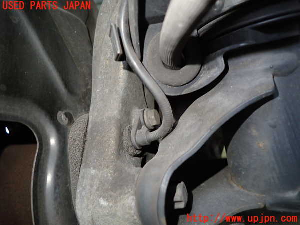 1UPJ-9239434290]ベンツ C180 W204(204049)右フロントナックルハブ 中古_2