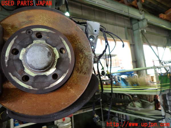 1UPJ-9239434290]ベンツ C180 W204(204049)右フロントナックルハブ 中古_3