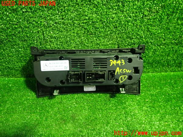 1UPJ-9239436066]ベンツ C180 W204(204049)エアコンスイッチ1 中古_3