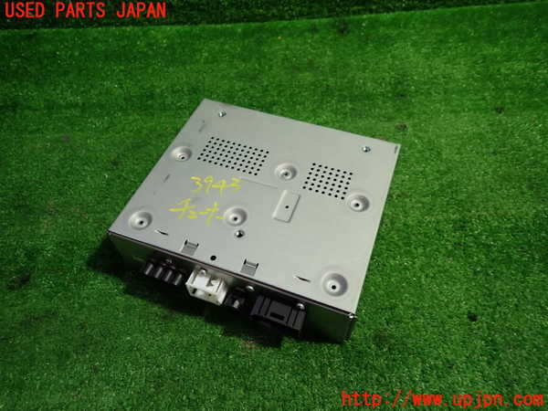 1UPJ-9239436660]ベンツ C180 W204(204049)TVチューナー 中古_4