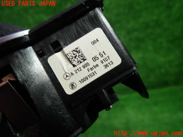 1UPJ-9239436285]ベンツ C180 W204(204049)ライトスイッチ 中古_2