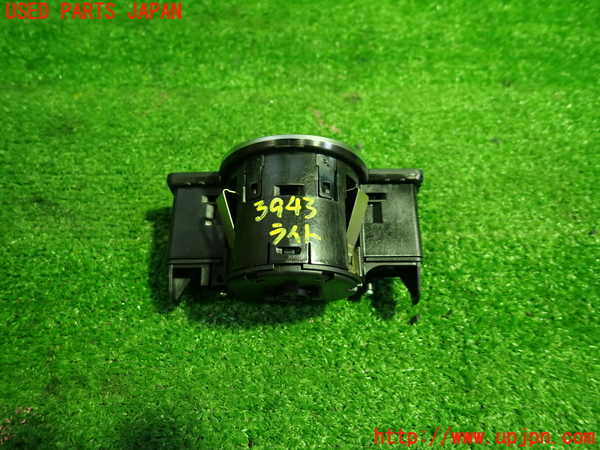 1UPJ-9239436285]ベンツ C180 W204(204049)ライトスイッチ 中古_3