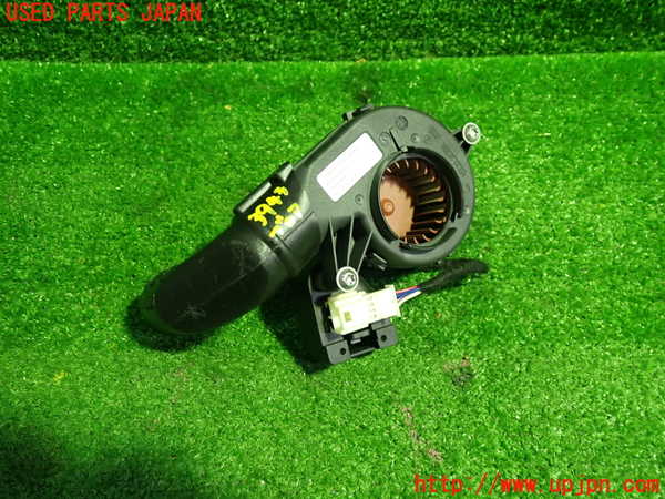 1UPJ-9239436095]ベンツ C180 W204(204049)ブロアファン(ブロアーファン) 中古_4