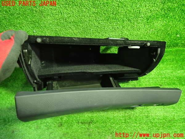 1UPJ-9239437516]ベンツ C180 W204(204049)グローブボックス1 中古_2